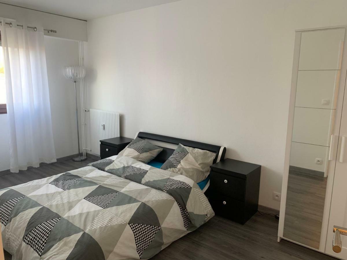 Grand Appartement A Louer Vue Sur Seine 믈룅 외부 사진
