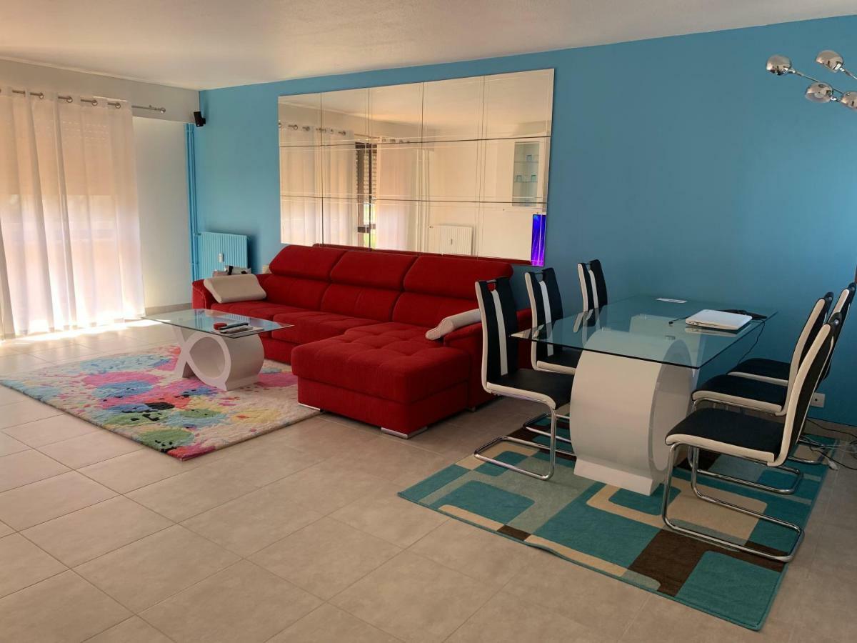 Grand Appartement A Louer Vue Sur Seine 믈룅 외부 사진